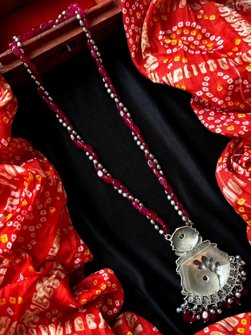 Stone Beaded Layered Oxidized Pendant Chain Necklace