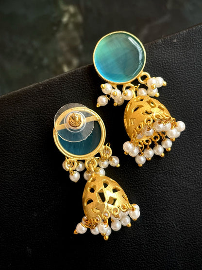 Monalisa Stone with Golden Jhumki Earring