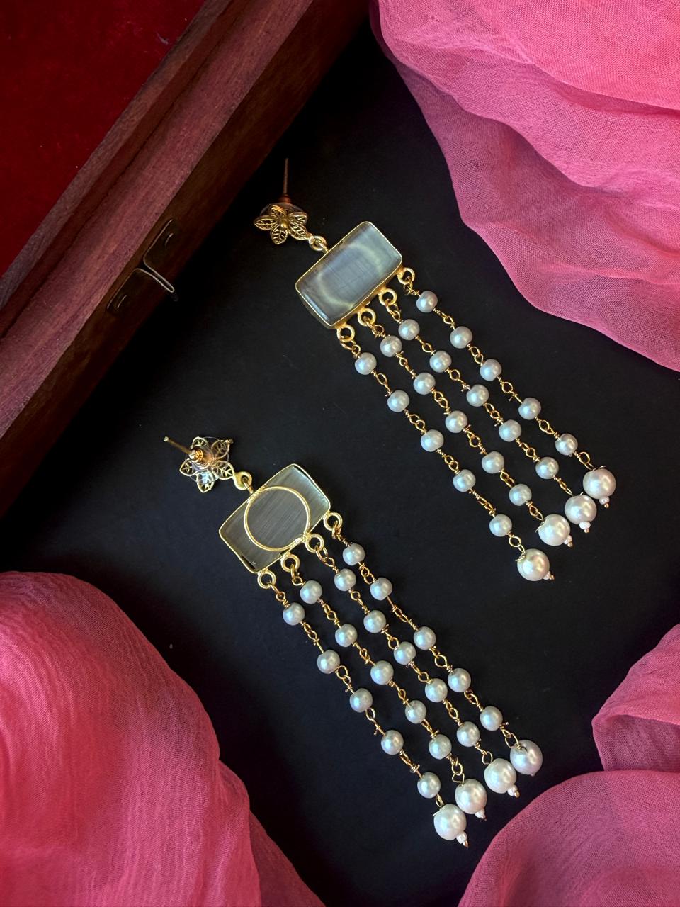 Monalisa Stone Beaded Latkan Golden Earring