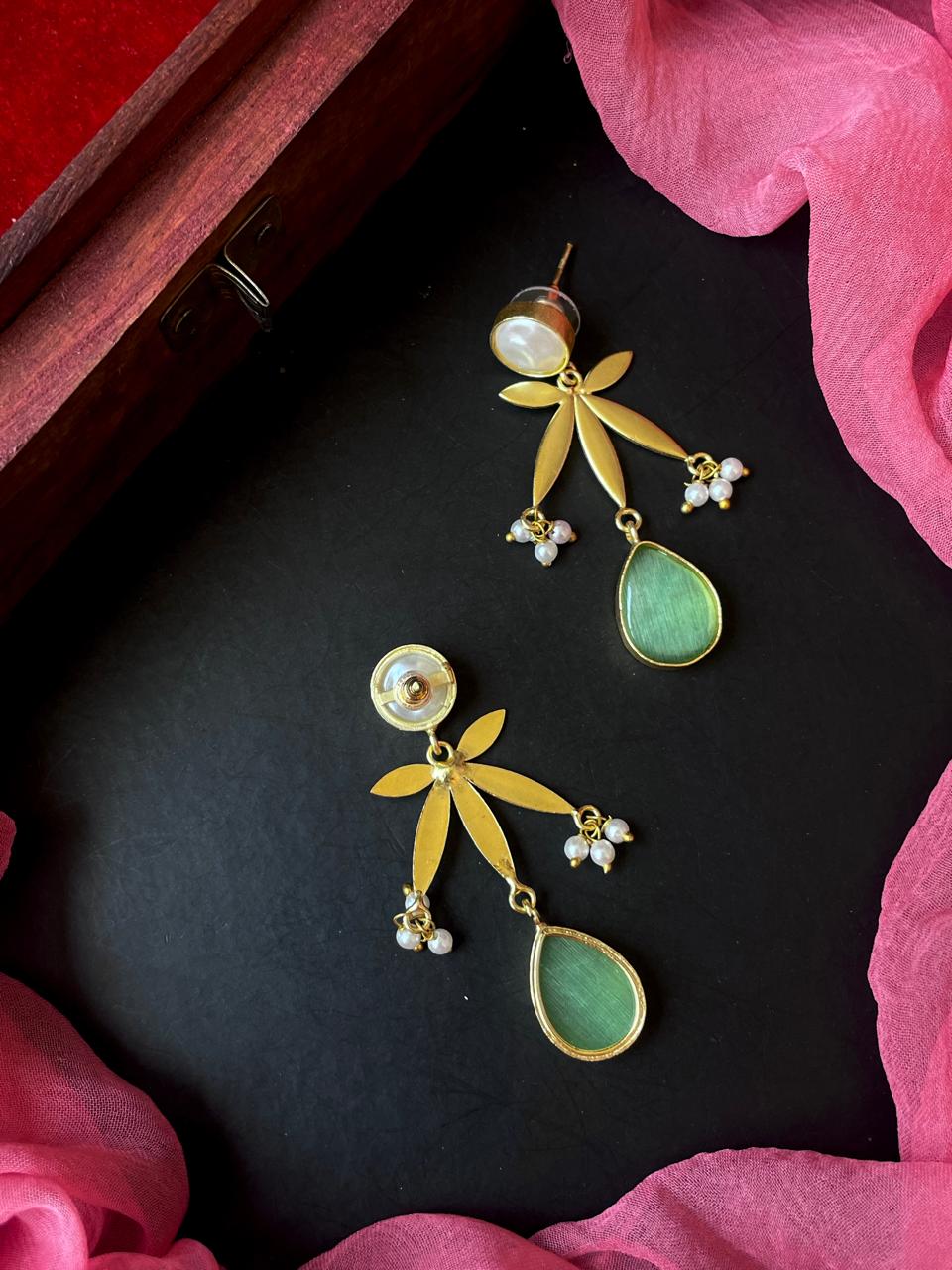 Monalisa Stone Shell Pearl Golden Geometrical Earring