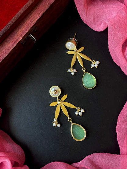 Monalisa Stone Shell Pearl Golden Geometrical Earring